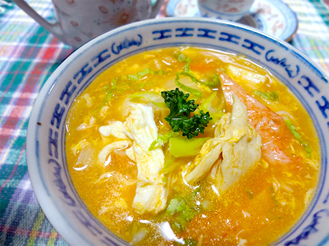 野菜ジュースでヘルシー中華スープ