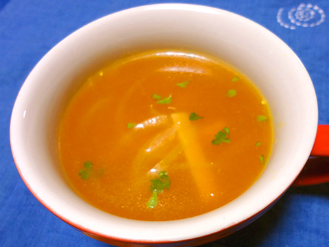 野菜ジュースのオニオンスープ